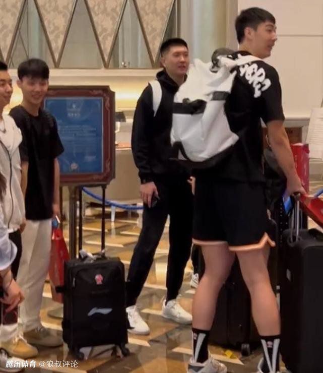 免费黄色一区二区