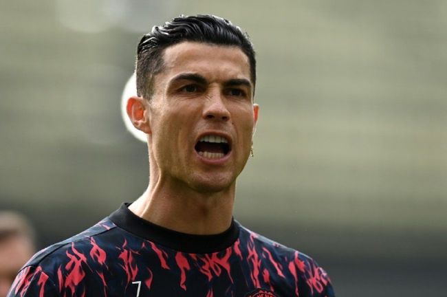 年轻的小子三级
