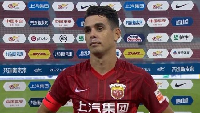 高鼻梁的美容师